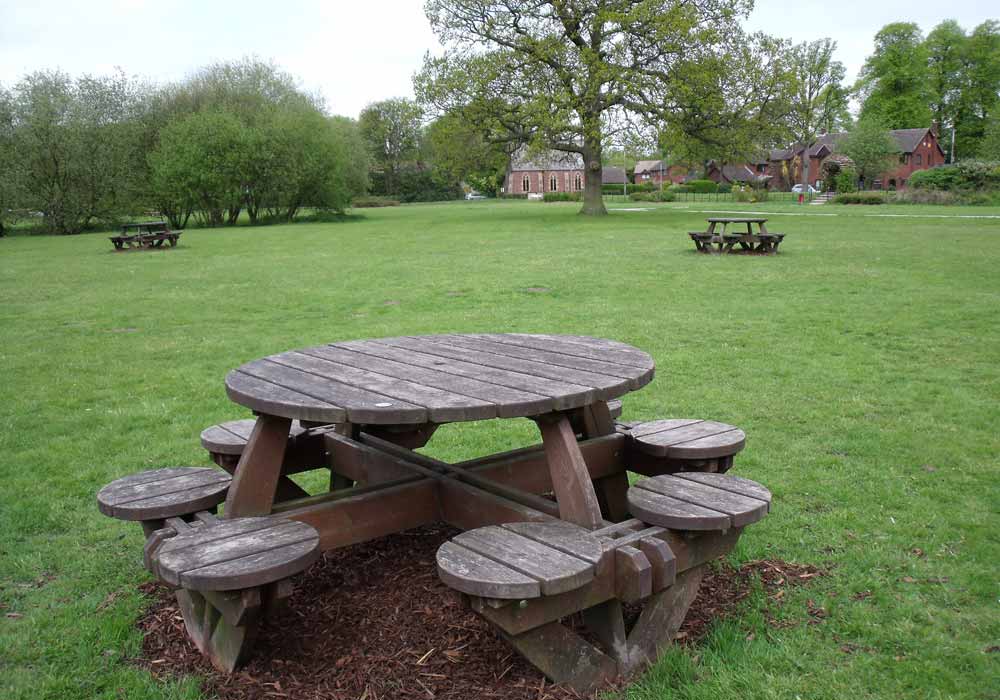 photograph of the geoff witts memorial millennium green